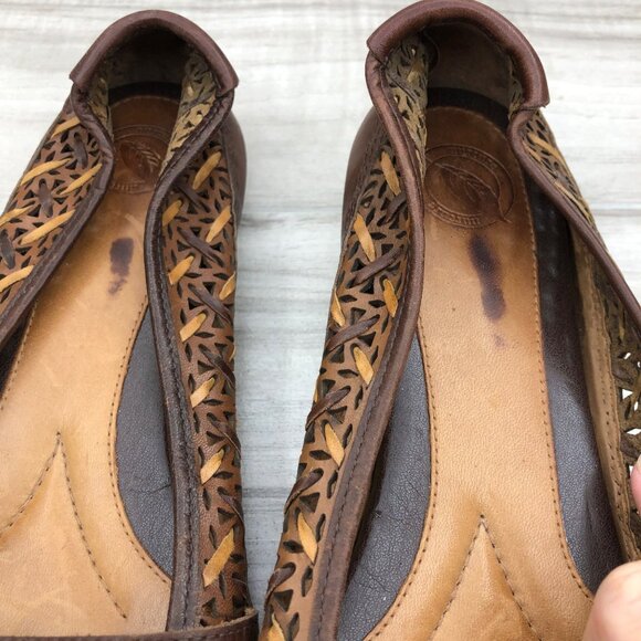 Nurture Flats Women's 9 Brown Leather Slip On Buckle Strap Sandal Shoes - Picture 10 of 12